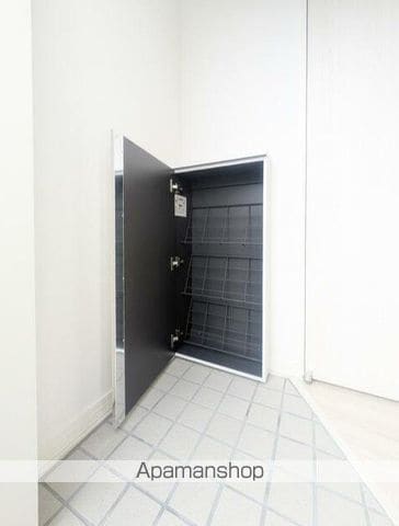 BLUEBIRD HOUSINGの内装写真