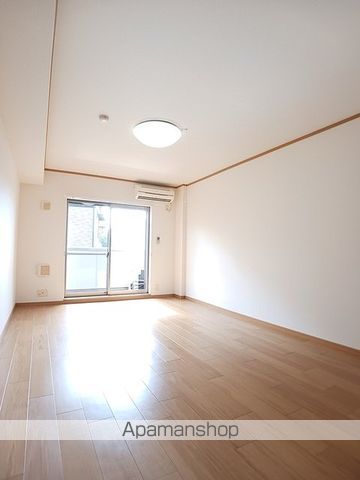 ユング フラウIIの内装写真