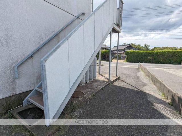 藤村アパートの玄関写真