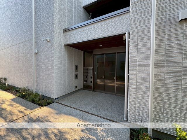 シャーメゾン グラン ヒルズの玄関写真