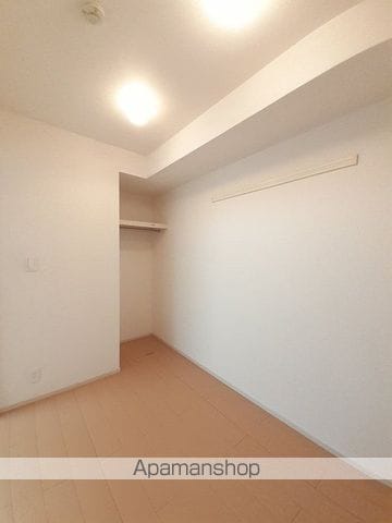 オレンジ窓香の内装写真