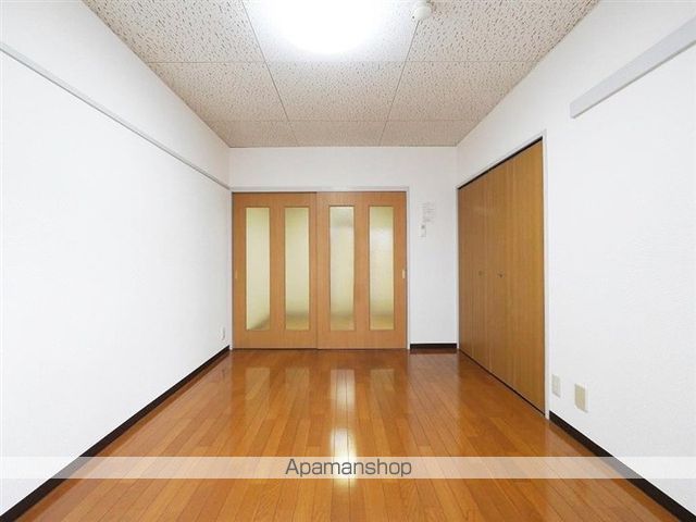アーバンハイツ福住IIの内装写真