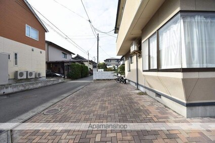 青鈴館[1K/29.23m2]の駐車場