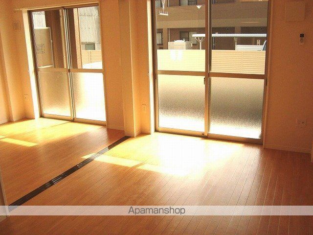 SUN HEIME M&H IIの内装写真
