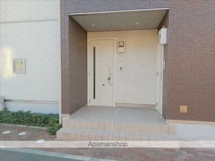 和歌山県和歌山市西浜１丁目[1LDK/47.53m2]のエントランス1