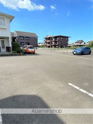 テンダーパレス[3DK/65.48m2]の駐車場