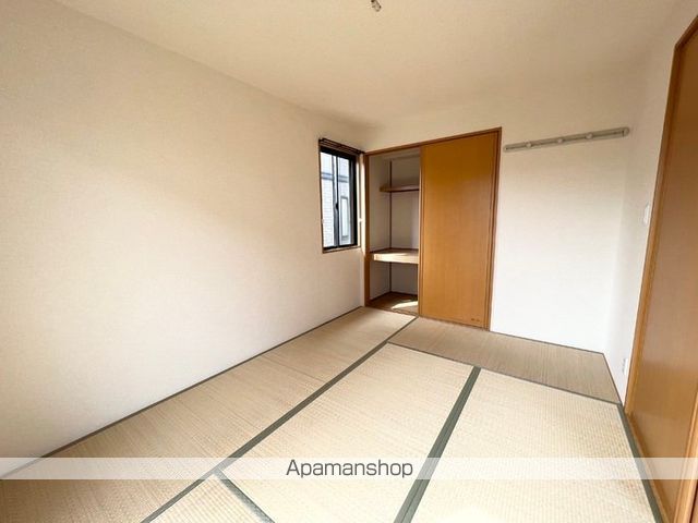 ロイヤルガーデン芳賀 C棟の内装写真