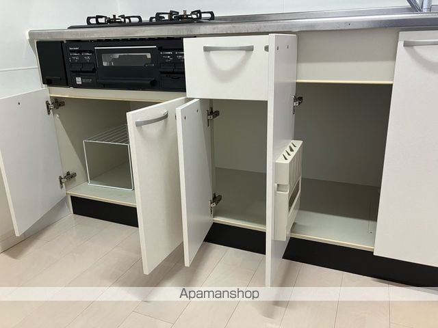 ロイヤルステージ庄内の内装写真
