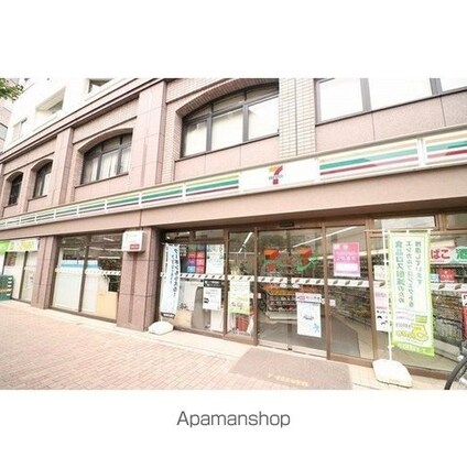 ウェルスクエアイズム渋谷本町[1K/20.44m2]の周辺3