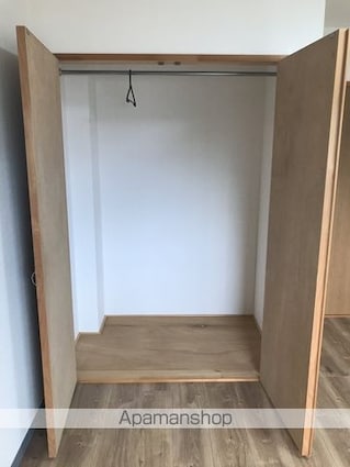 ＣＯＺＹ　ＣＯＵＲＴ[1DK/29.8m2]の収納