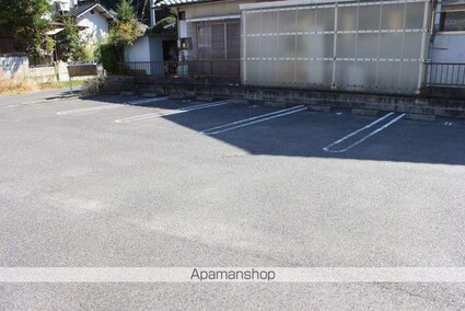 ペスカ２００３[2LDK/65.53m2]の駐車場2