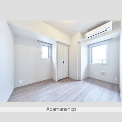 プラウドフラット四谷三丁目[1LDK/38.65m2]のリビング・居間4