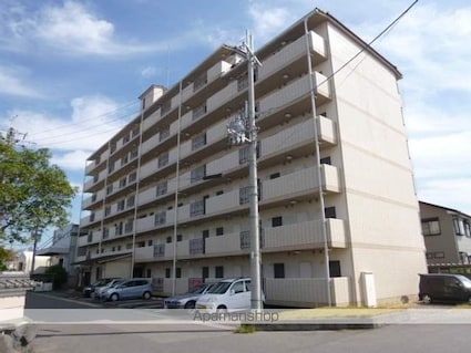 サンクリエートハヤシ壹號舘[1K/23.2m2]の駐車場3