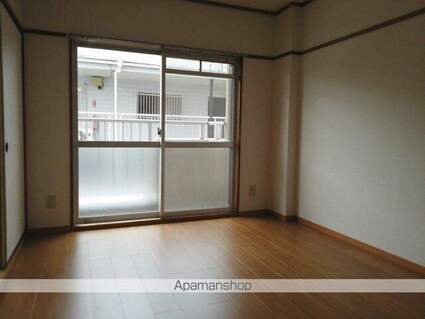 ニューマリッチフジモト[3DK/56.5m2]のリビング・居間2