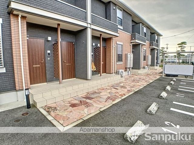 さくら IIの玄関写真