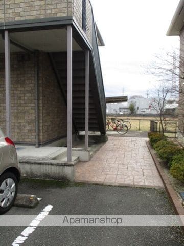 アンプルール A棟の外観写真