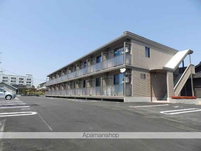 グランデール常藤町の玄関写真