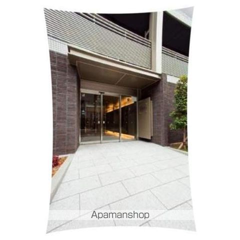 IーSUITE HIGASHINAKANOの玄関写真