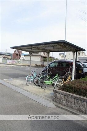 和歌山県和歌山市榎原[2LDK/57.75m2]の駐車場2