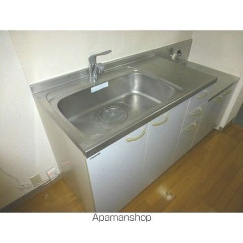 ヴィアーレ・バンビーニの内装写真