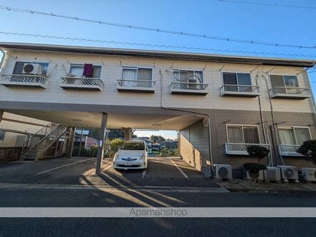 奥野サンハイツの外観写真