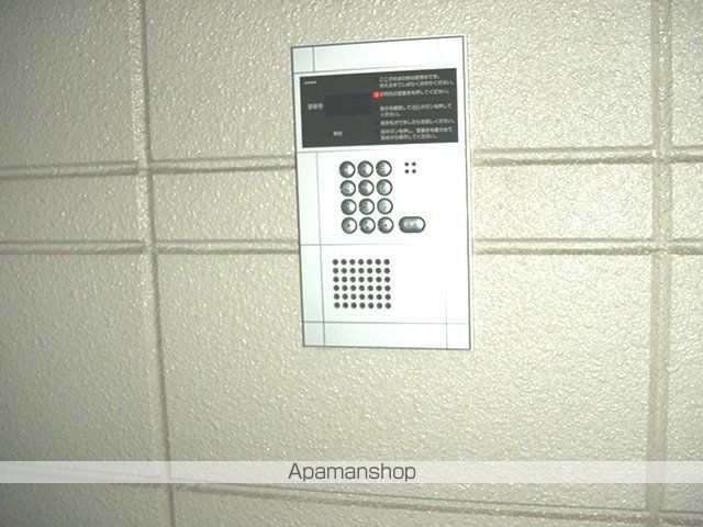 サンテラス下連雀の玄関写真
