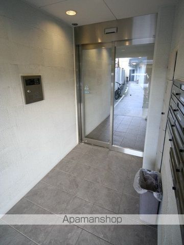 サンロイヤル柴原の玄関写真