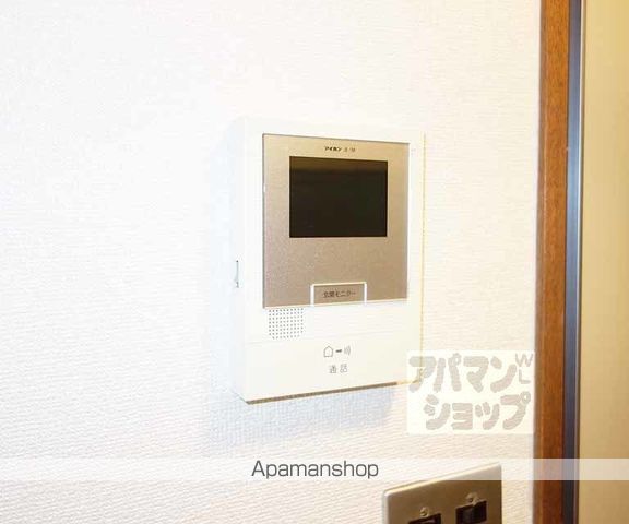 南波ロイヤルハイツの内装写真