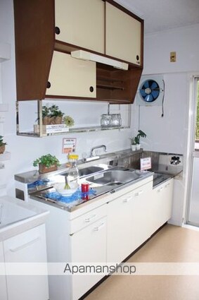 ヴィラナリー本郷１[2DK/38.46m2]のキッチン