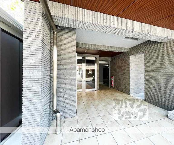 ALPHA鴨川の玄関写真