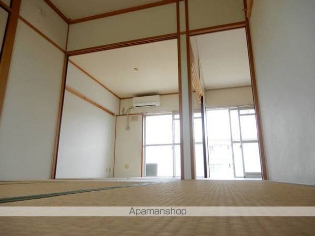 ビレッジハウス三原2号棟の内装写真