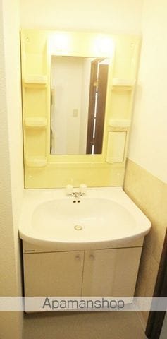 コーナス・ガーデンA棟の内装写真