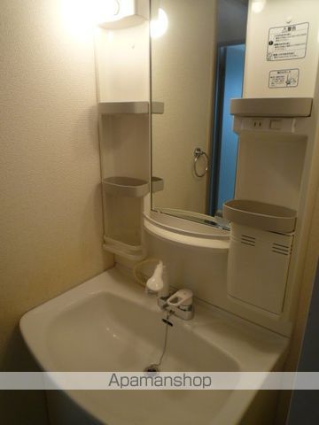 クリスタルリバー参番館の内装写真