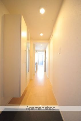 Ｓｅｐｔｅ’ｎｏｖａ[1K/28.15m2]の玄関