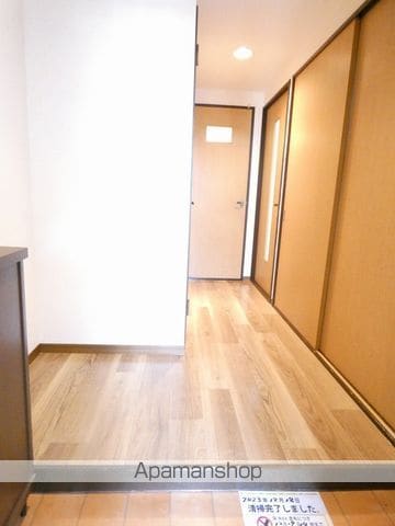 SURPLUSホープの内装写真