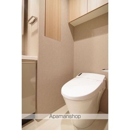 エムレジデンス中野坂上[1R/25.13m2]のトイレ