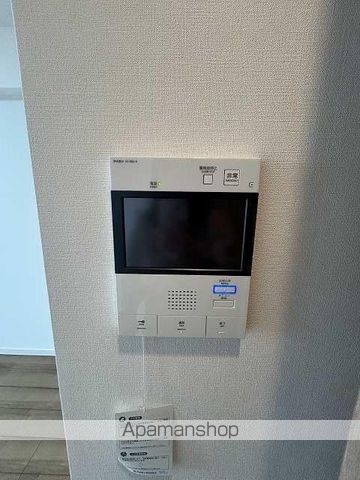 小田急伊勢原駅前マンションの内装写真