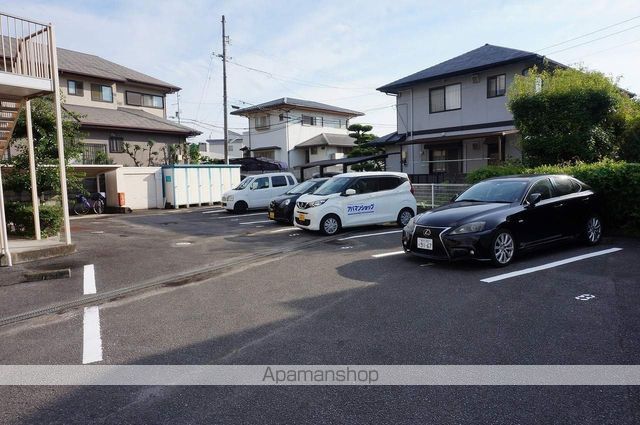レオパレスジュネスの外観写真