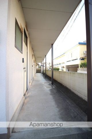 カレッジ浜の玄関写真
