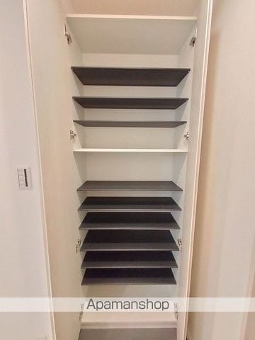 ヴェルメゾン吹田元町の内装写真