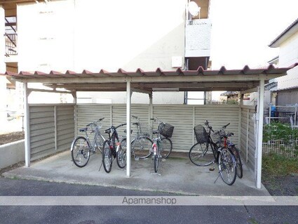 フラワーハイツ松岡[1K/26.4m2]の共用部1