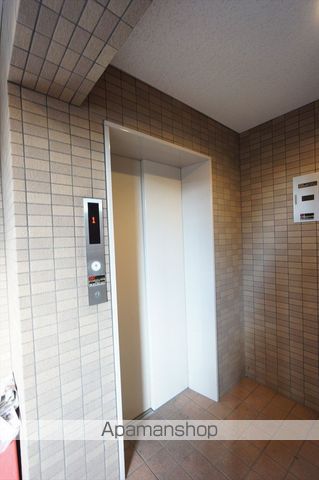 メゾンカルムの外観写真