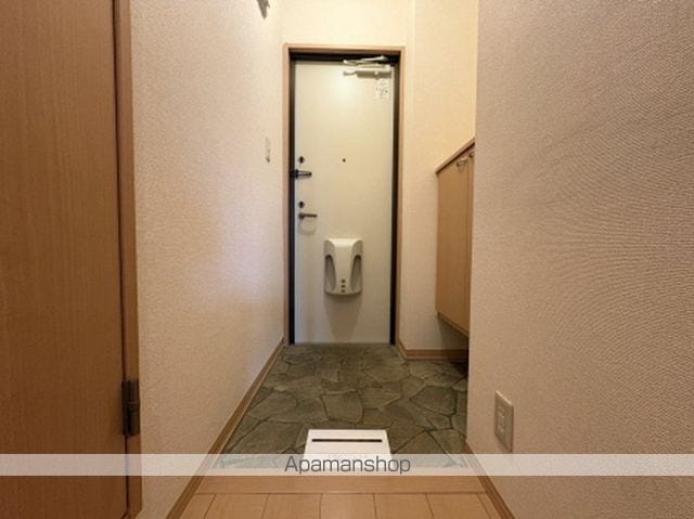 ロイヤルヴィレッジ B棟の内装写真