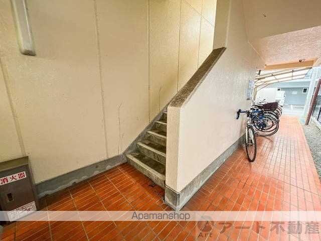 コーポ本町の玄関写真