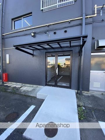 ルート03の玄関写真