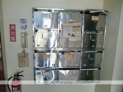 西田ビル[1R/32.13m2]の外観5