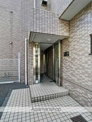 東京都中野区野方５丁目[2DK/41.12m2]のエントランス1