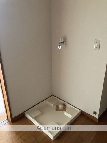 プリオールIIの内装写真