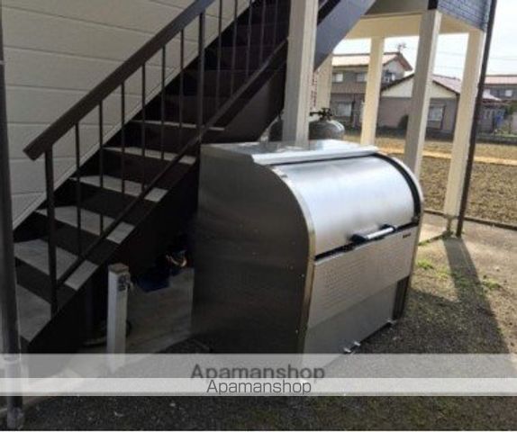 サンシャイン金泉寺の玄関写真