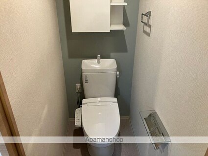 ロイヤルカーサ千種[1K/35.52m2]のトイレ